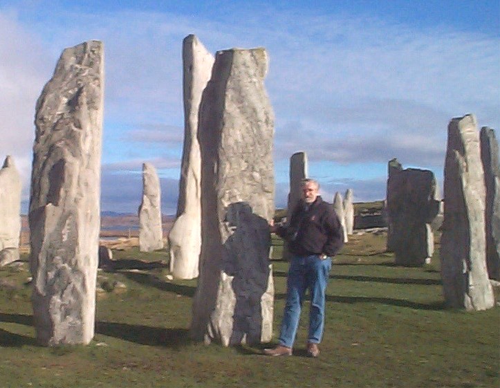 JV - Lewis Standing Stones.jpg (107854 bytes)